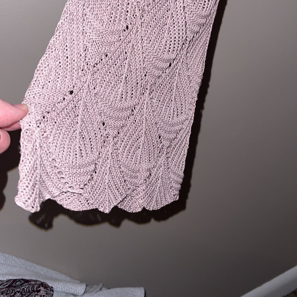 Women’s Sweater - Picture 3 of 7
